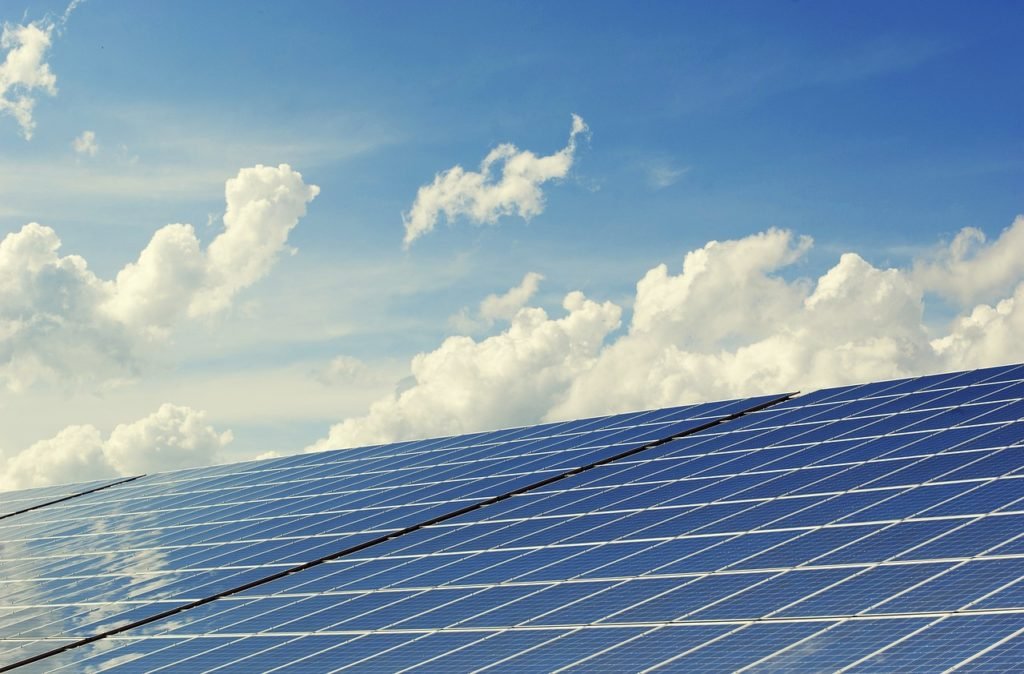 Guidelines on How to Choose the Right Solar Panels